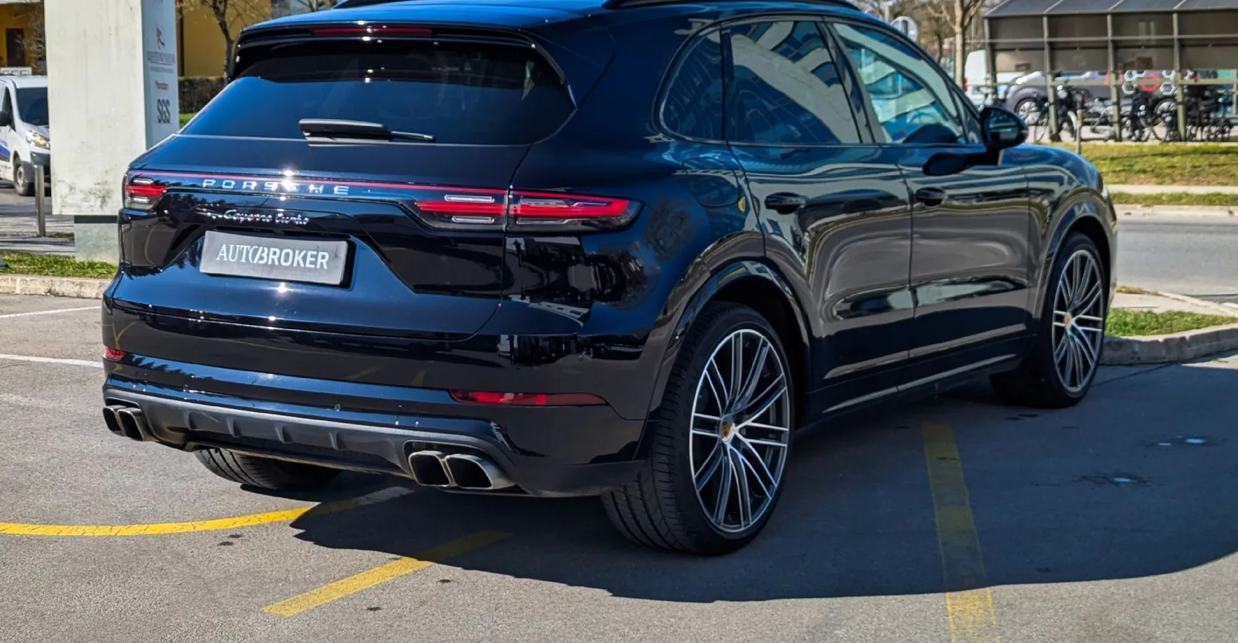 Zunanja slika - Porsche Cayenne - 4.0 Turbo Tiptronic PDCC PASM PDLS+ PA 01 2028 - 5