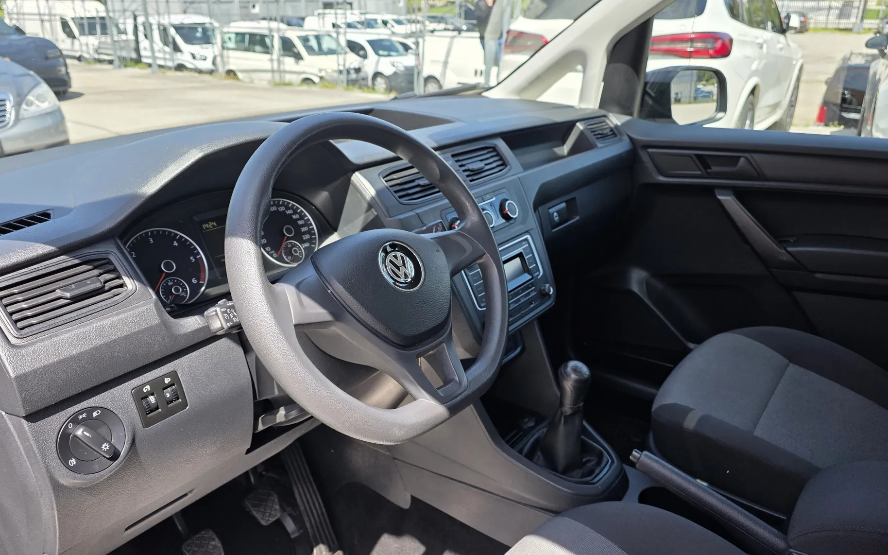 Zunanja slika - VW Caddy - Furgon 2,0 TDI TEMP KLIMA PDC - 9