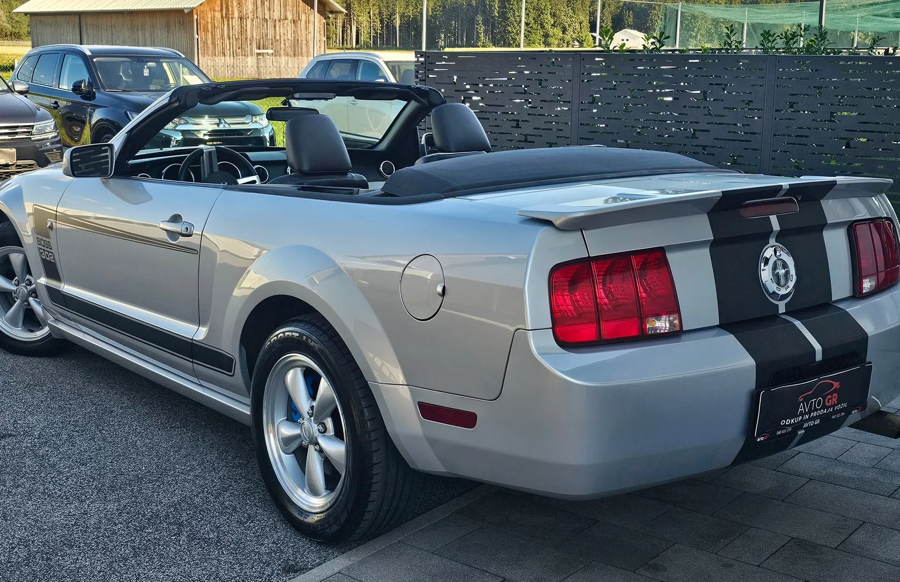 Zunanja slika - Ford Mustang - GT 4.6 CABRIO- AUTOMATIC-ODLIČEN-Le 125.000km - 4