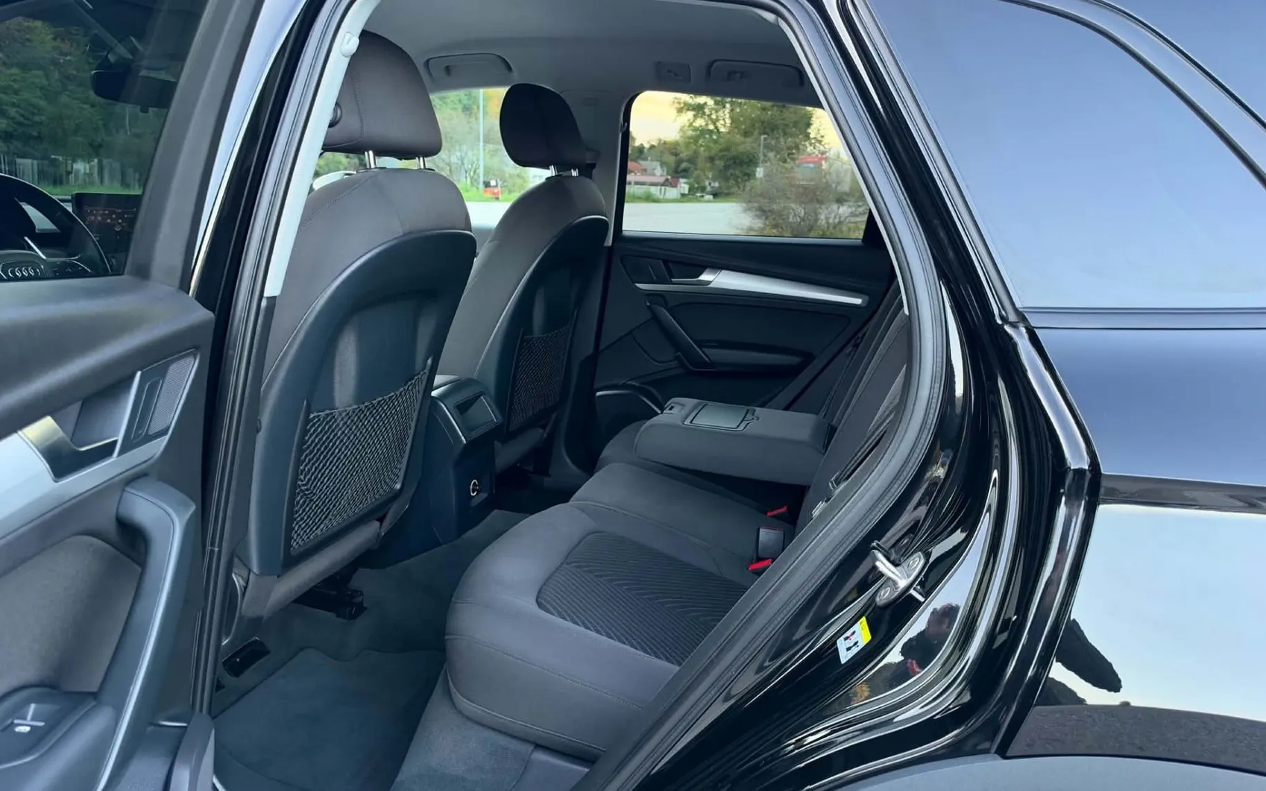 Notranja slika - Audi Q5 - 2.0 TDI-Q-4X4-AUT-XENON+LED-LIZING ZA TUJCE- - 11