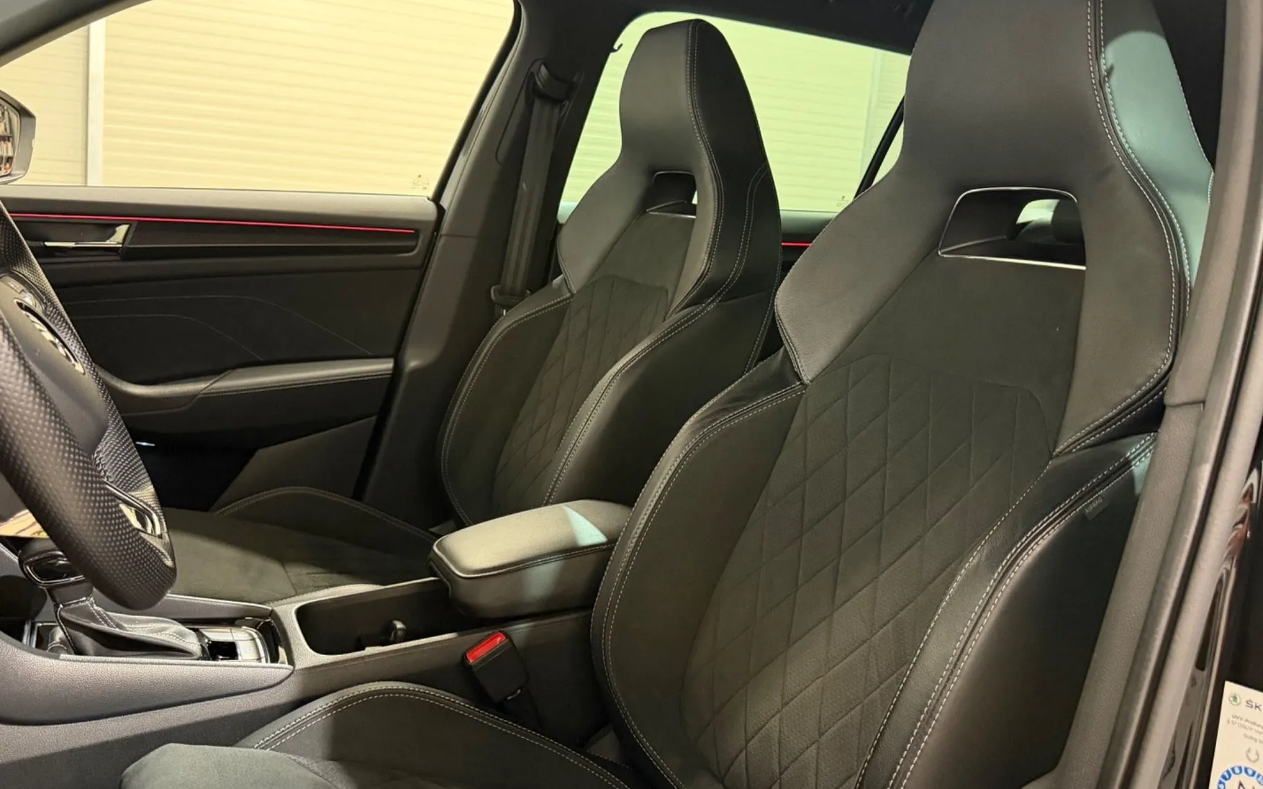 Notranja slika - Škoda Kodiaq - 2.0 TDI-SPORTLINE-VIRTUAL-ACC-NAVI-DSG-F1-GRETJE S - 10
