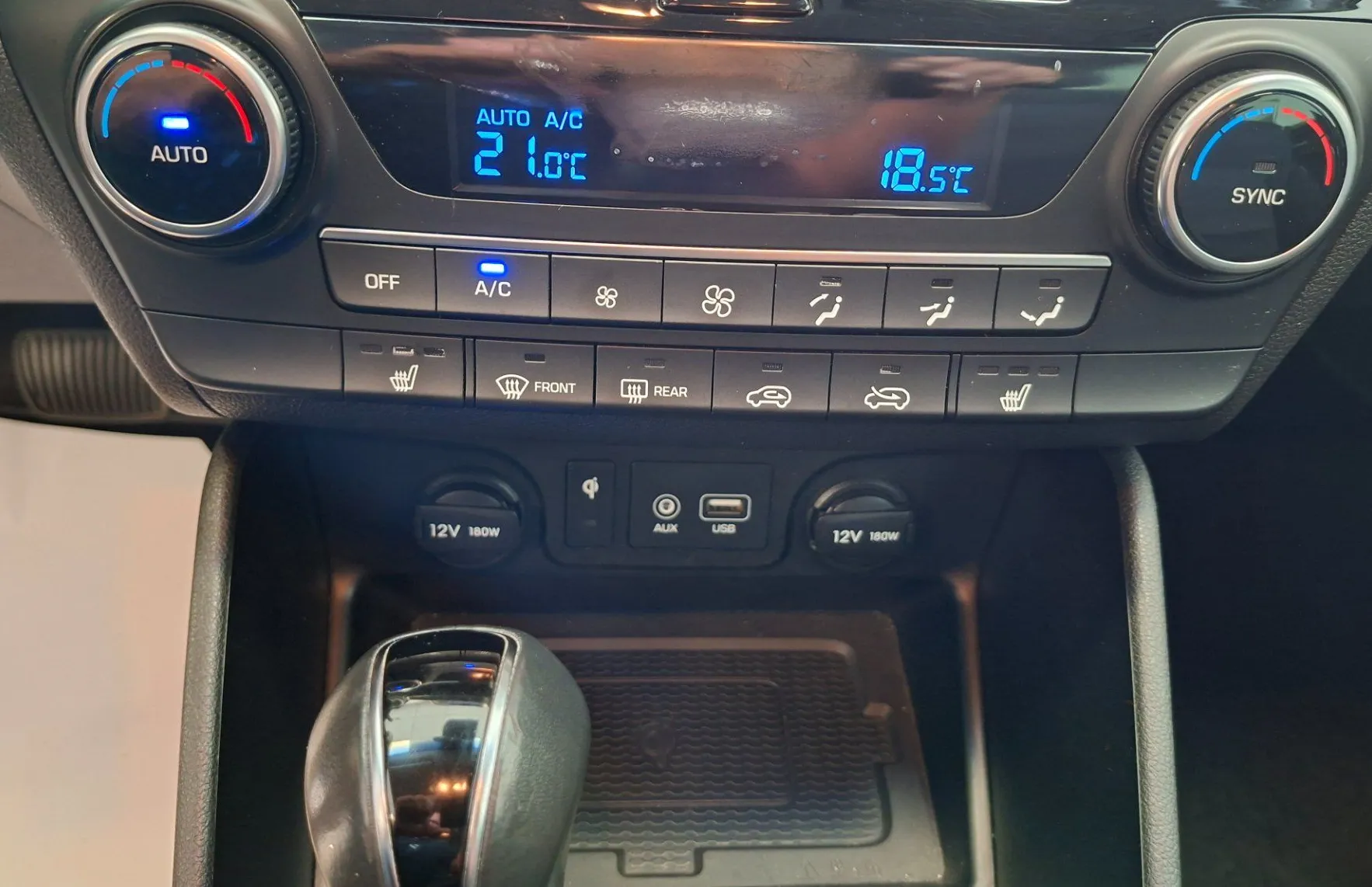 Zunanja slika - Hyundai Tucson - 1.6 T-GDI Premium-LED-NAVI-KAMERA-ODLIČEN- - 10
