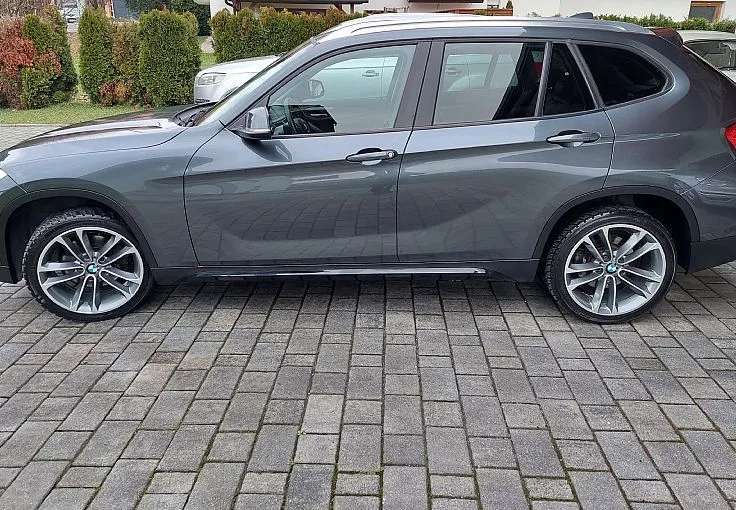 Zunanja slika - BMW X1 - serija : xDrive 20d SPORT. LED.BIXENON.2xPDC.ALU...JAMSTVO - 5