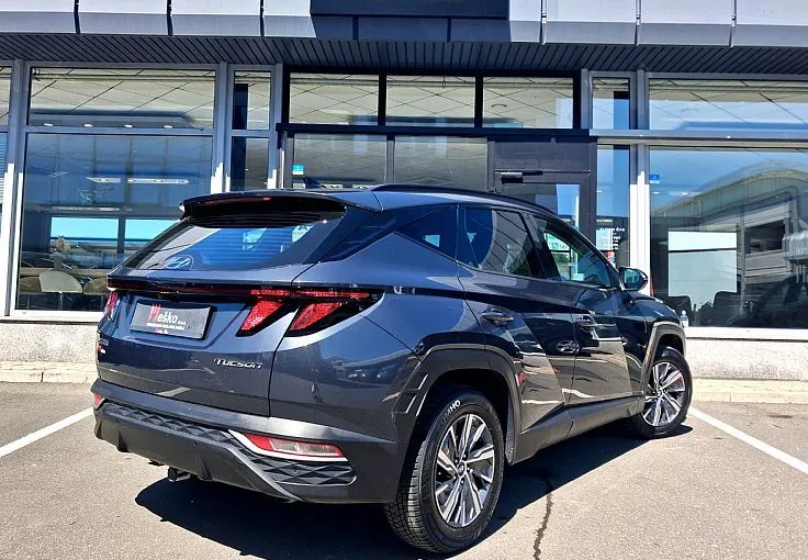 Zunanja slika - Hyundai Tucson - 1.6 T GDI Style KAMERA - PDC - VLEČNA KLJUKA - 6