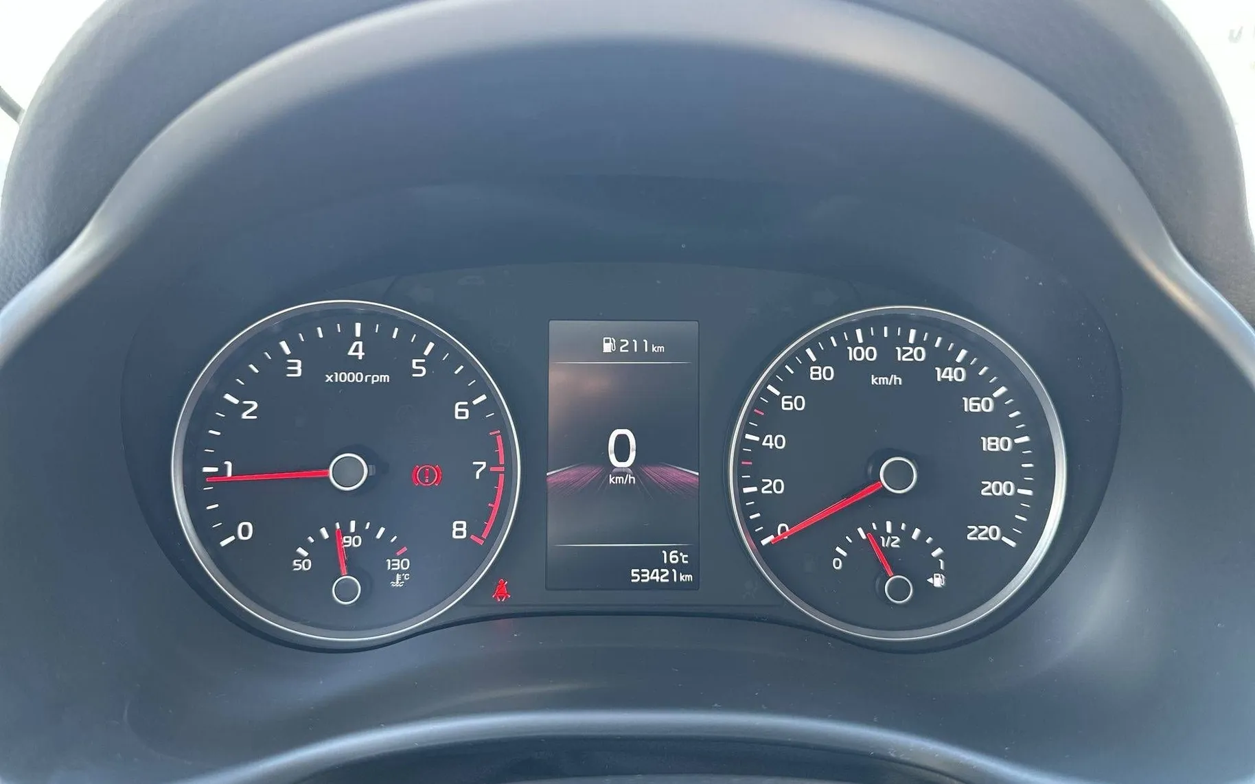 Notranja slika - KIA Stonic - 1.0 T-GDi LX Urban ISG - 39