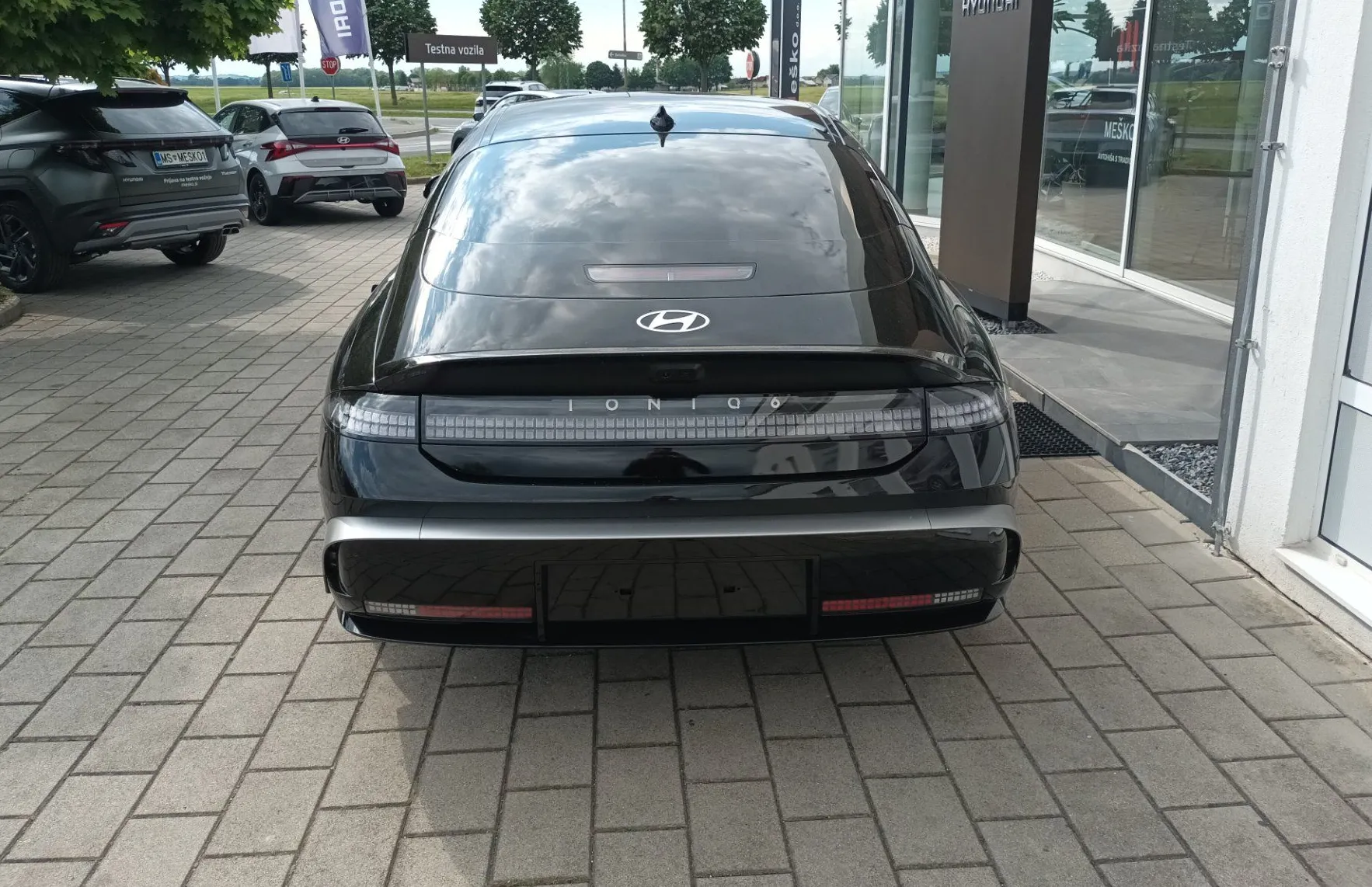 Zunanja slika - Hyundai Ioniq 6 - Impression  84 kWh  20 NOVI MODEL NA ZALOGI - 6