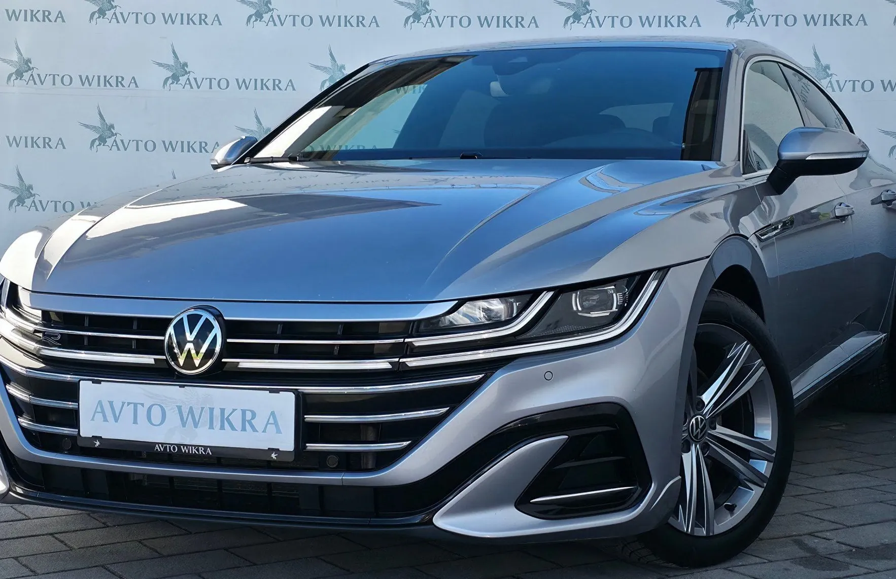 Zunanja slika - Volkswagen Arteon - 2.0TDI DSG R-Line IQ.MATRIX•ACC•GRETJE•KEYLESS•18C - 2