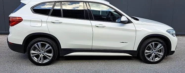 Zunanja slika - BMW X1 - serija :  sDrive16d Sport Line - 4