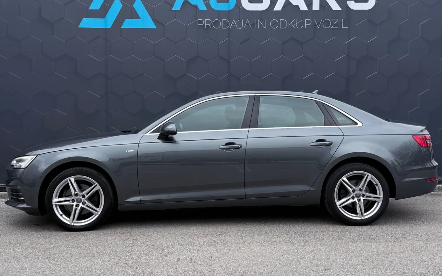 Zunanja slika - Audi A4 - 2.0 TDI ultra 2xSline-Virtual-Matrix-Navi... - 4