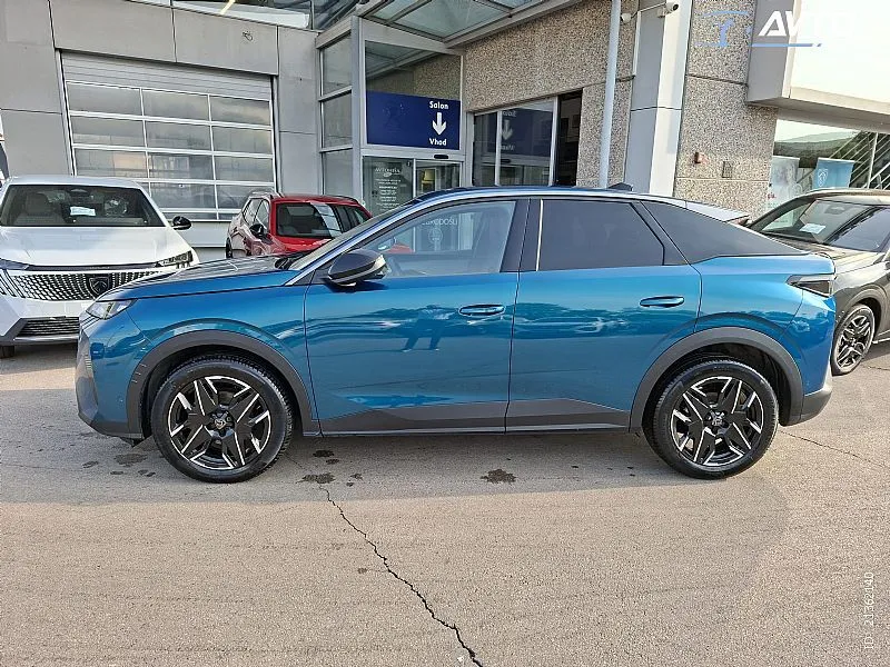 Zunanja slika - Peugeot 3008 - ALLURE HIBRID 145 e-DCT - 2