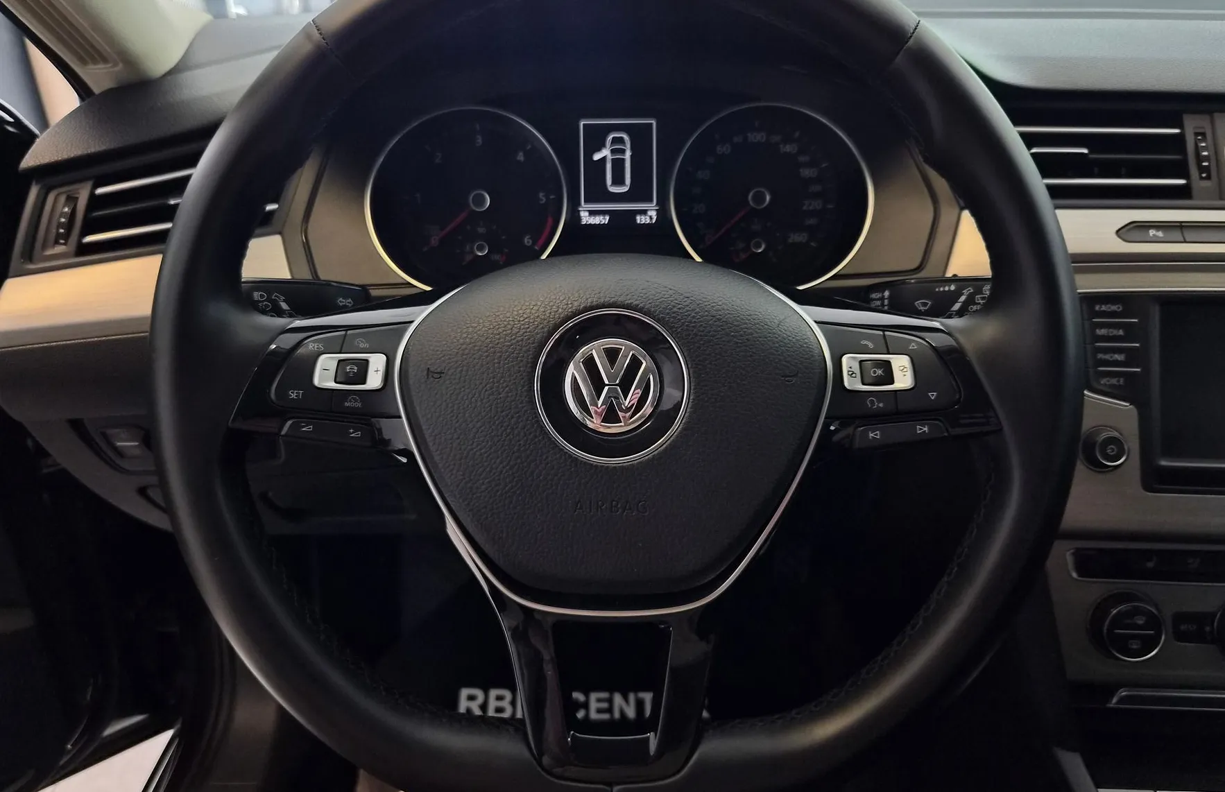 Zunanja slika - VW Passat - Variant 1.6 TDI BMT Trendline NAVI|GR.SED|PDC|ACC - 13