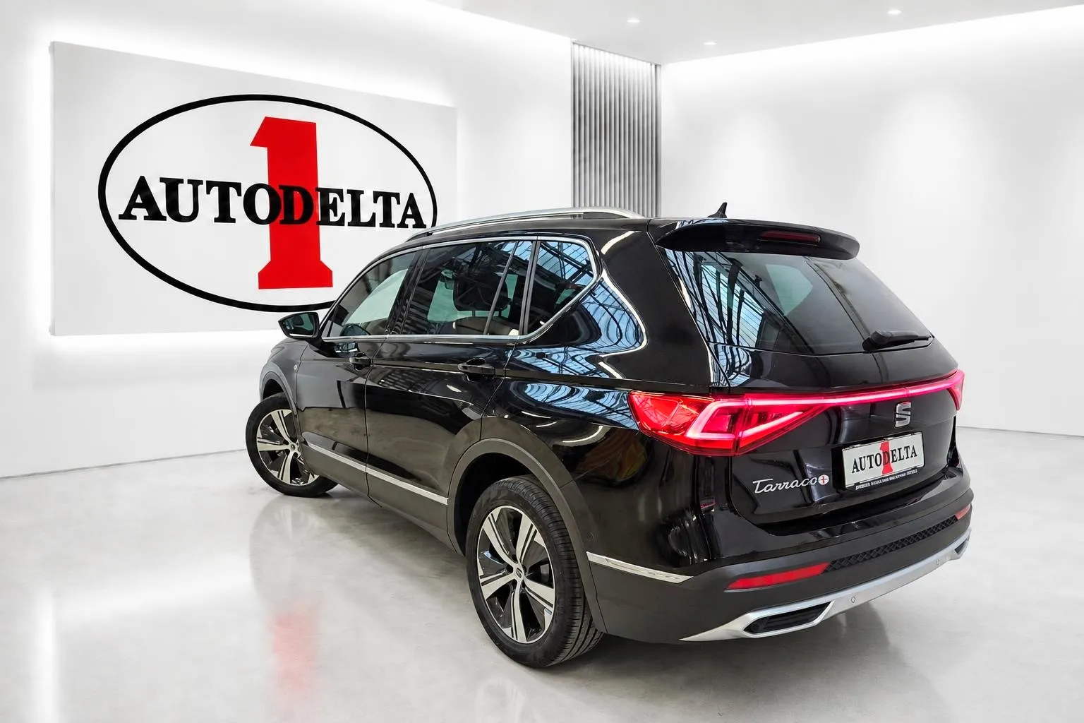 Zunanja slika - Seat Tarraco - 2.0 TDI 110KW XCELLENCE - 4