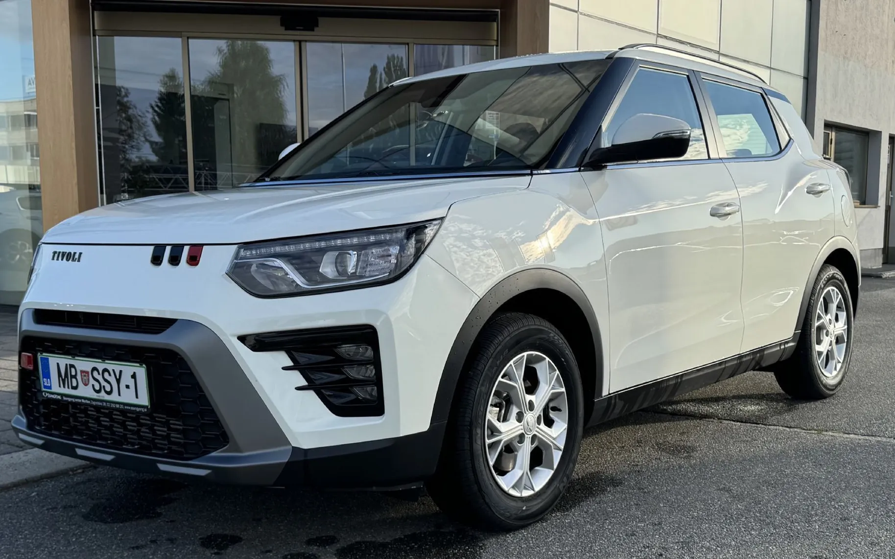 Zunanja slika - SsangYong Tivoli - 1.5 T-GDI Fresh 2WD A T - 1