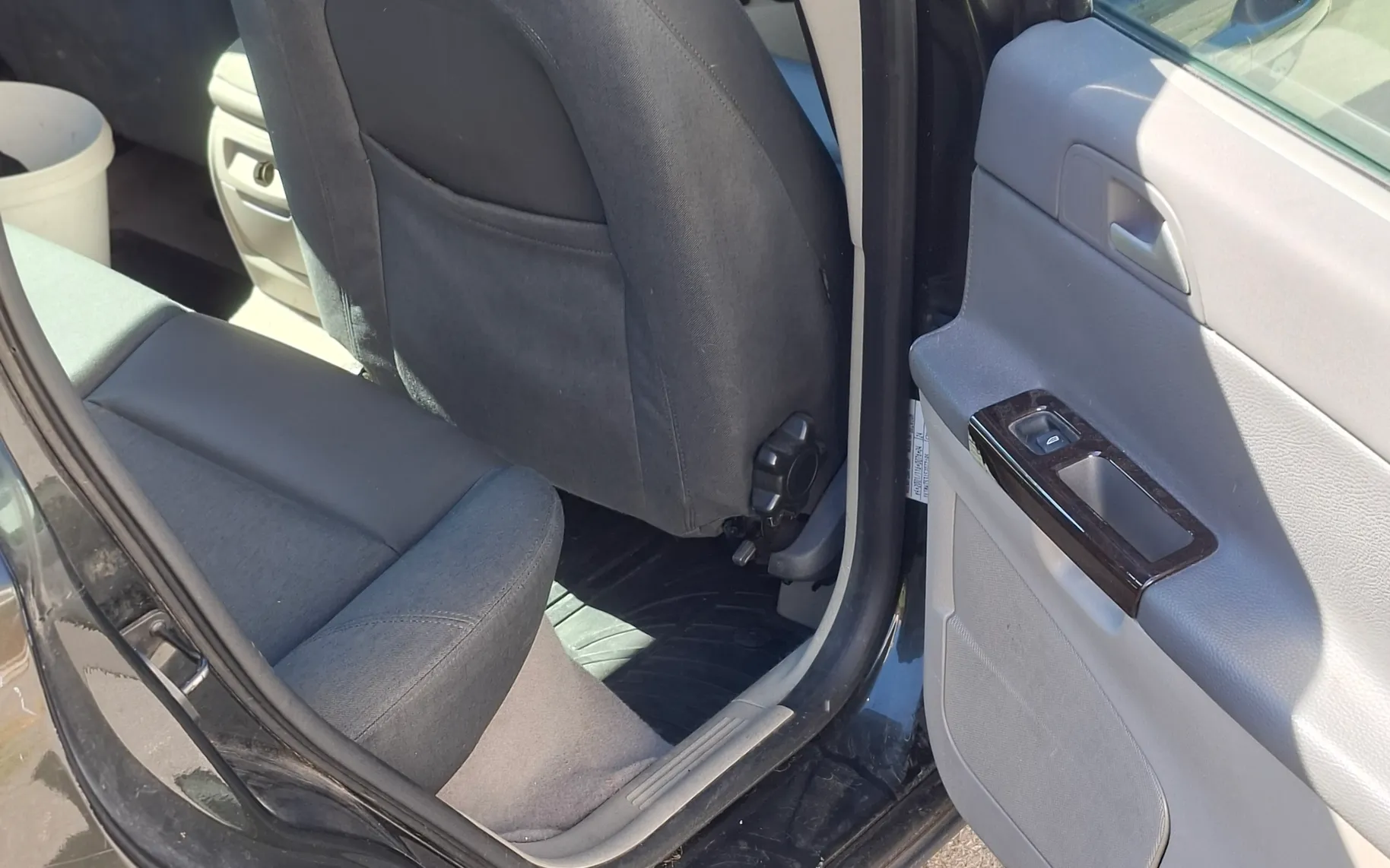 Zunanja slika - Volvo V50 - Ni različice - 2