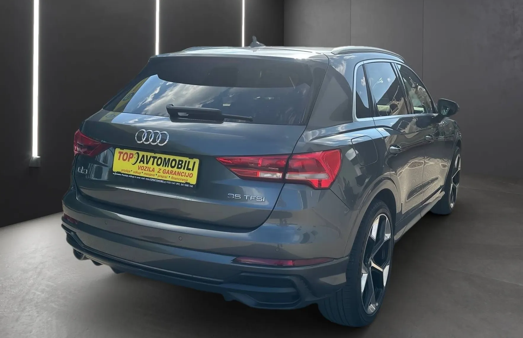 Zunanja slika - Audi Q3 - 35 TFSI S-LINE NAVI ACC MRTVI KOTI LINE ASSIST T - 8