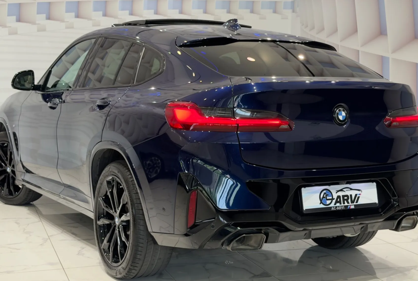 Zunanja slika - BMW X4 - serija : xDrive 30i Avt. M PAKET -PANO-KAMERE360-KLJUKA-RAD - 4
