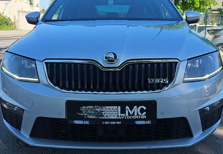 Zunanja slika - Škoda Octavia - RS 2.0 TSI 220ks DSG °PANORAMA° °18-COL° - 2