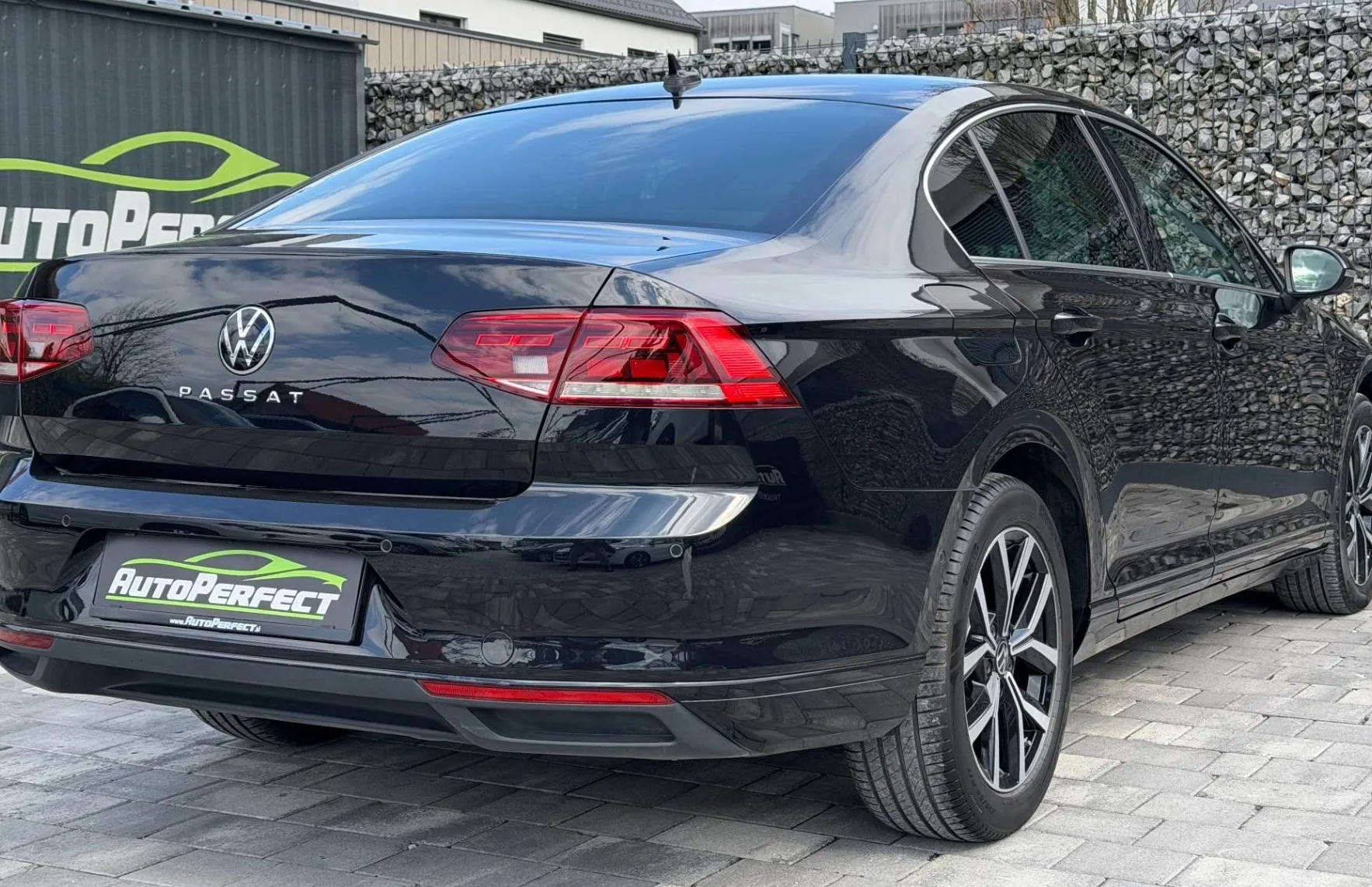 Zunanja slika - Volkswagen Passat - 2.0 TDI BMT SCR avt. |ACC|PDC|NAVI| - 6