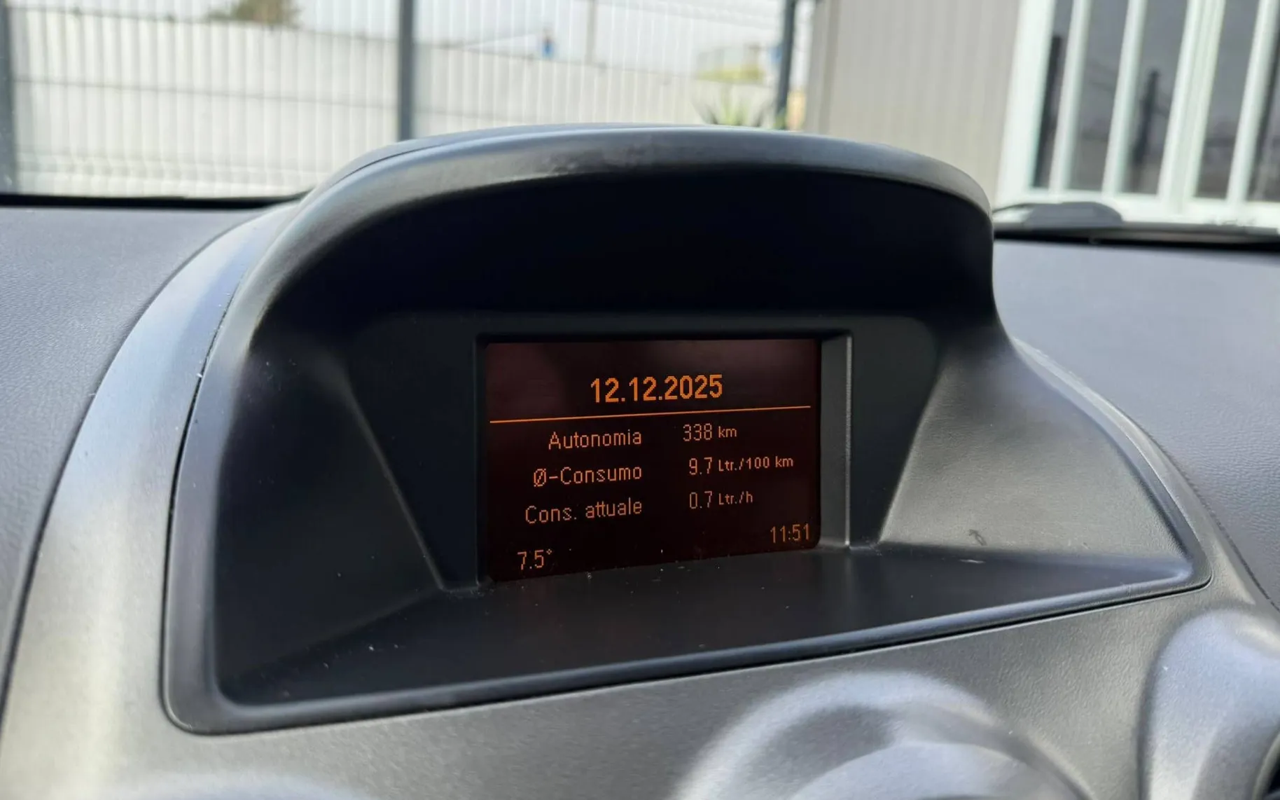 Zunanja slika - Opel Antara - 2.0 CDTI 4x4 AVTOMATIK - 4