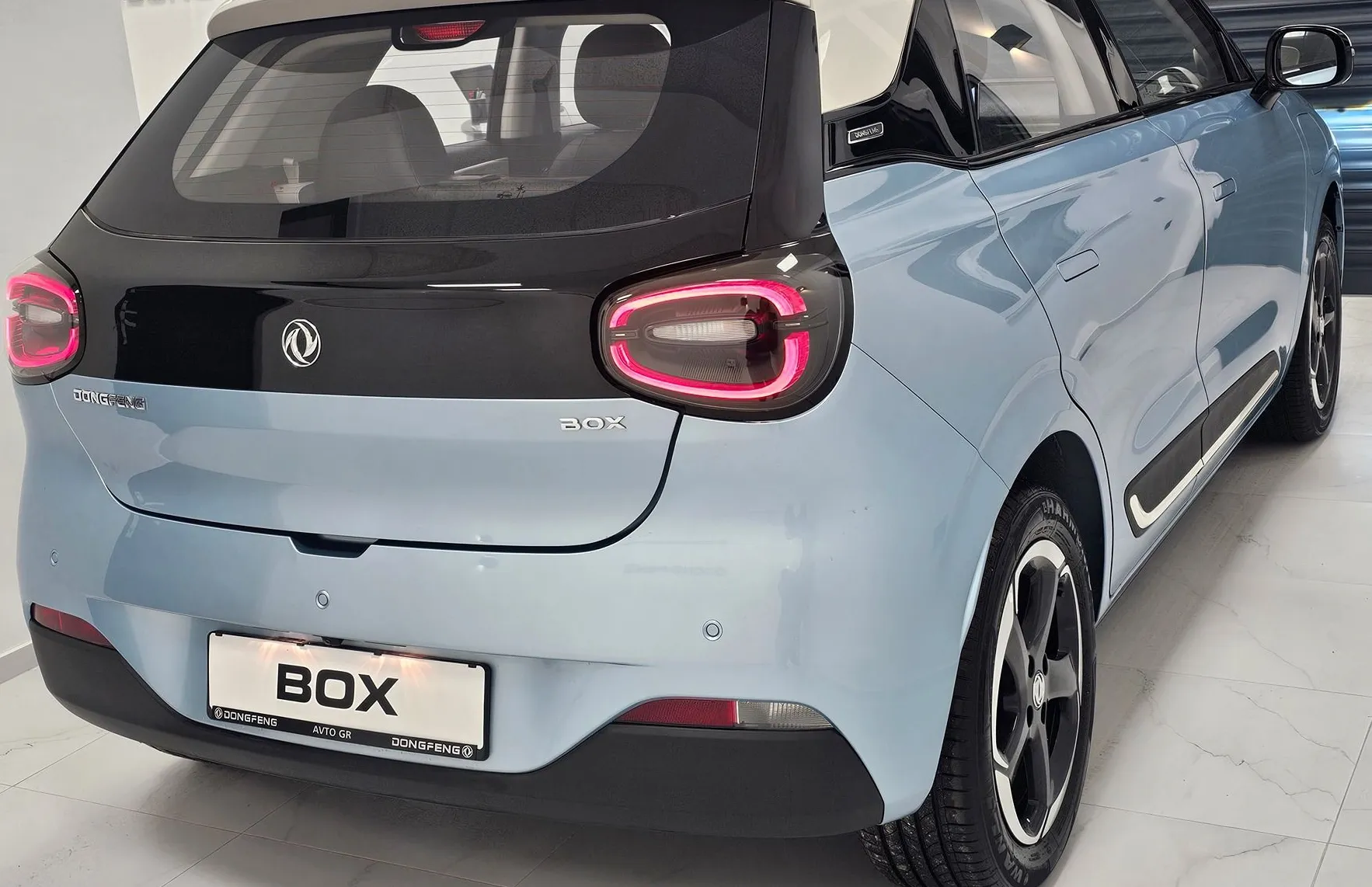 Zunanja slika - Dongfeng Box - 42.3 kWh 70 kW- - 5