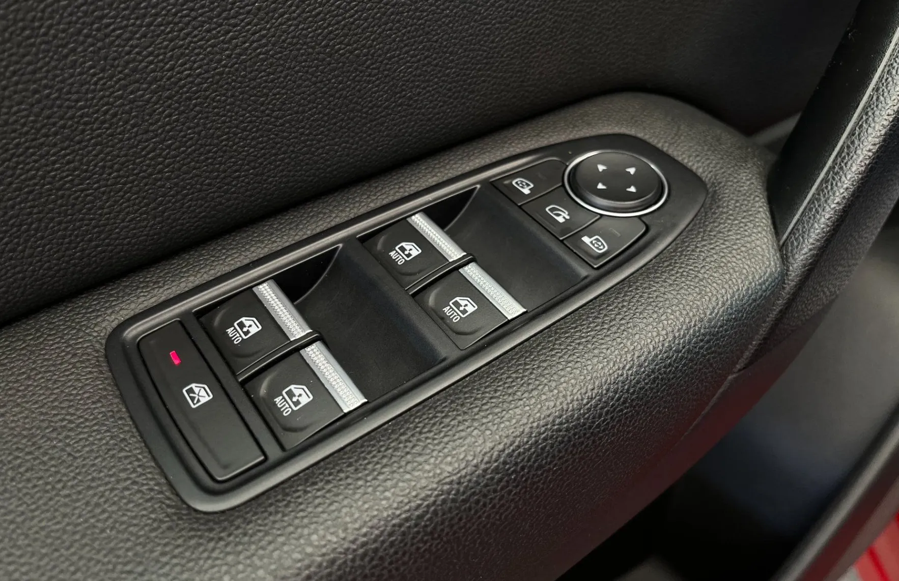 Zunanja slika - Renault Captur - TCe 90 Intens - 1. LASTNICA - SLOVENSKI - 20