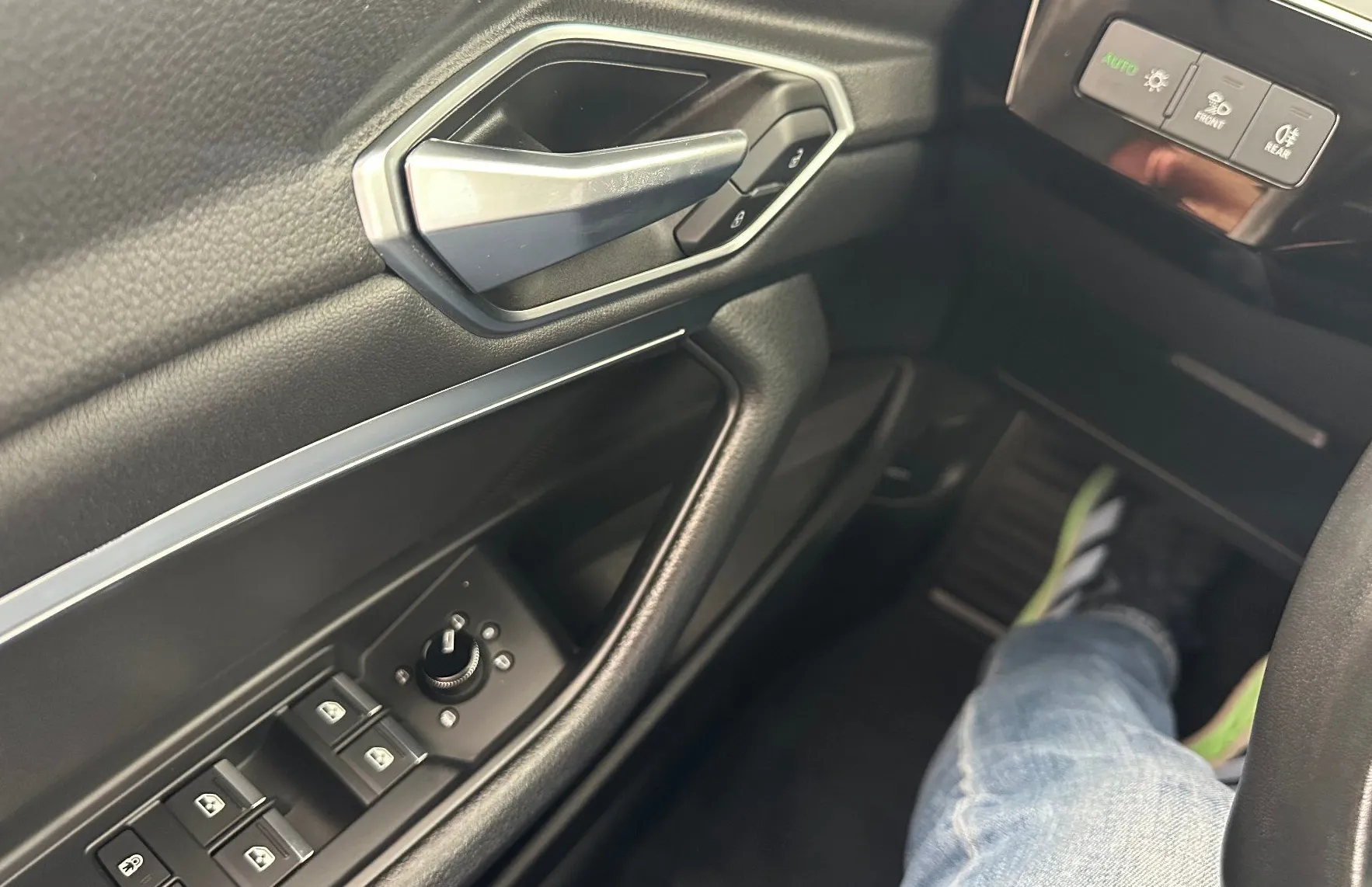 Zunanja slika - Audi e-tron - 50 quattro.NEMŠKI+4ALU.KAMERA.NAV.USNJE.KLJUKA.ACC - 17