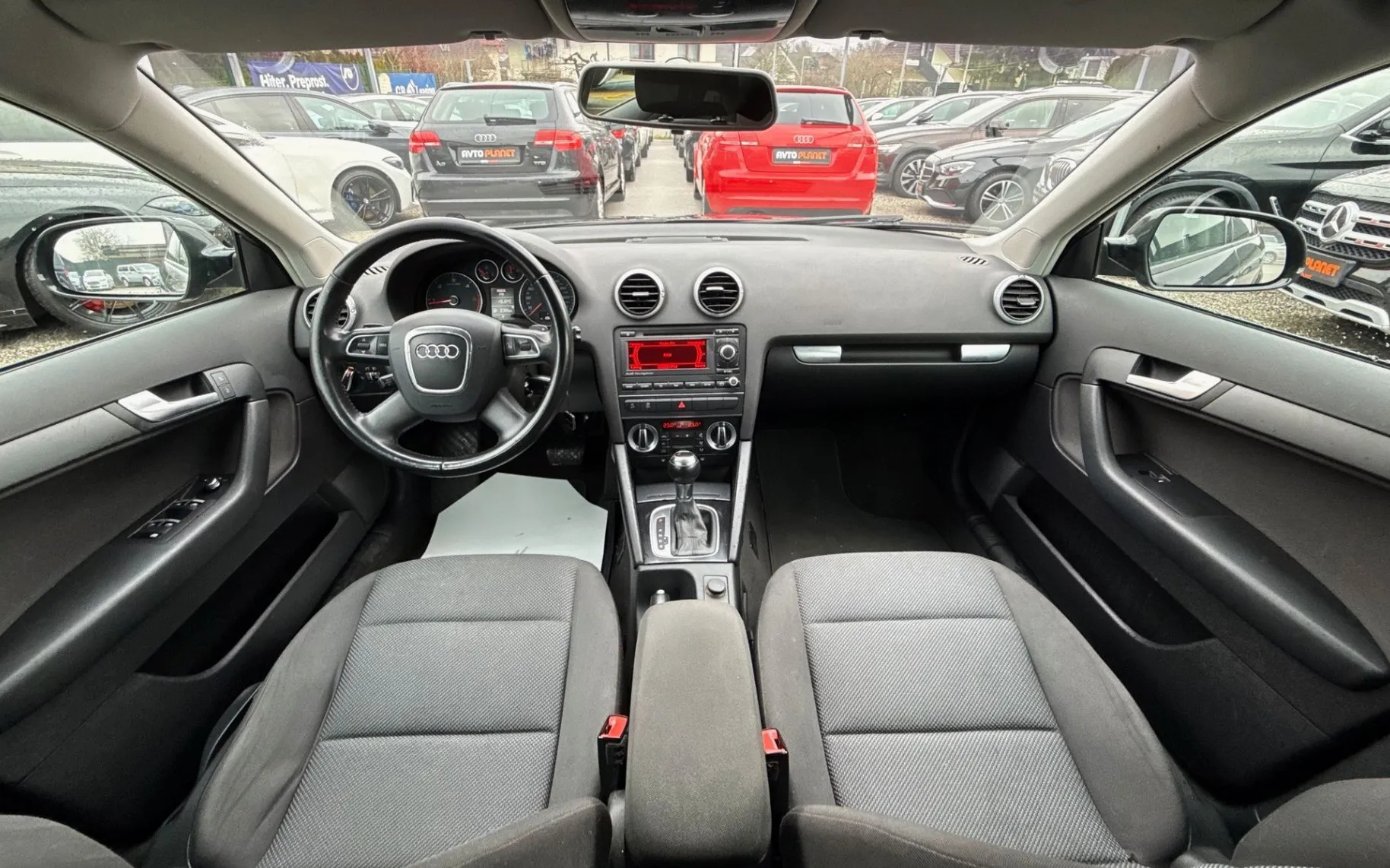 Zunanja slika - Audi A3 - 2.0 TDI AUT. SPORTBACK NAVI TEMPOMAT ALU 16 - 19