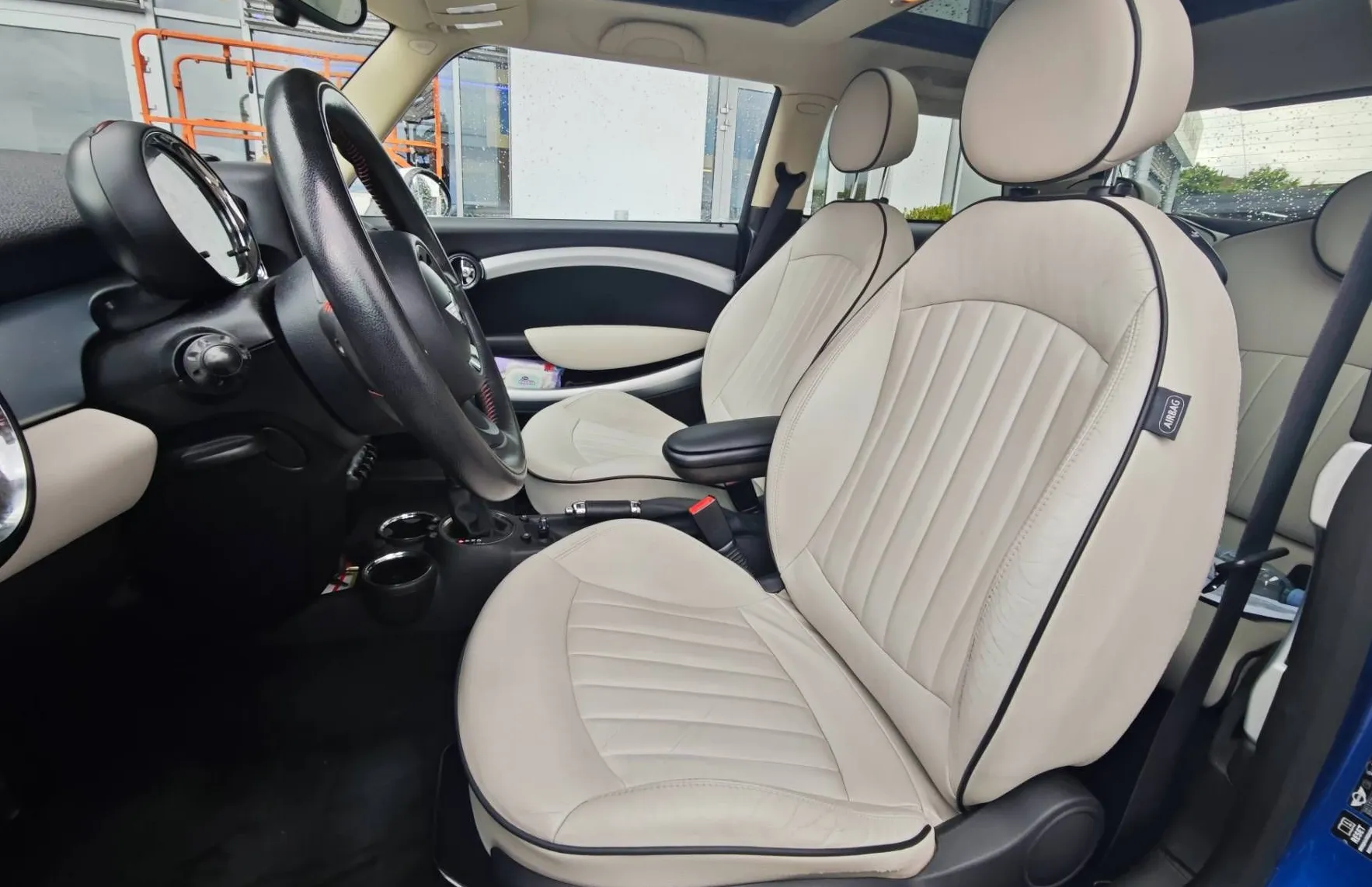 Zunanja slika - MINI Cooper - Mini  S Avt. |ATRAKTIVEN|PANORAMA|XENON| - 9