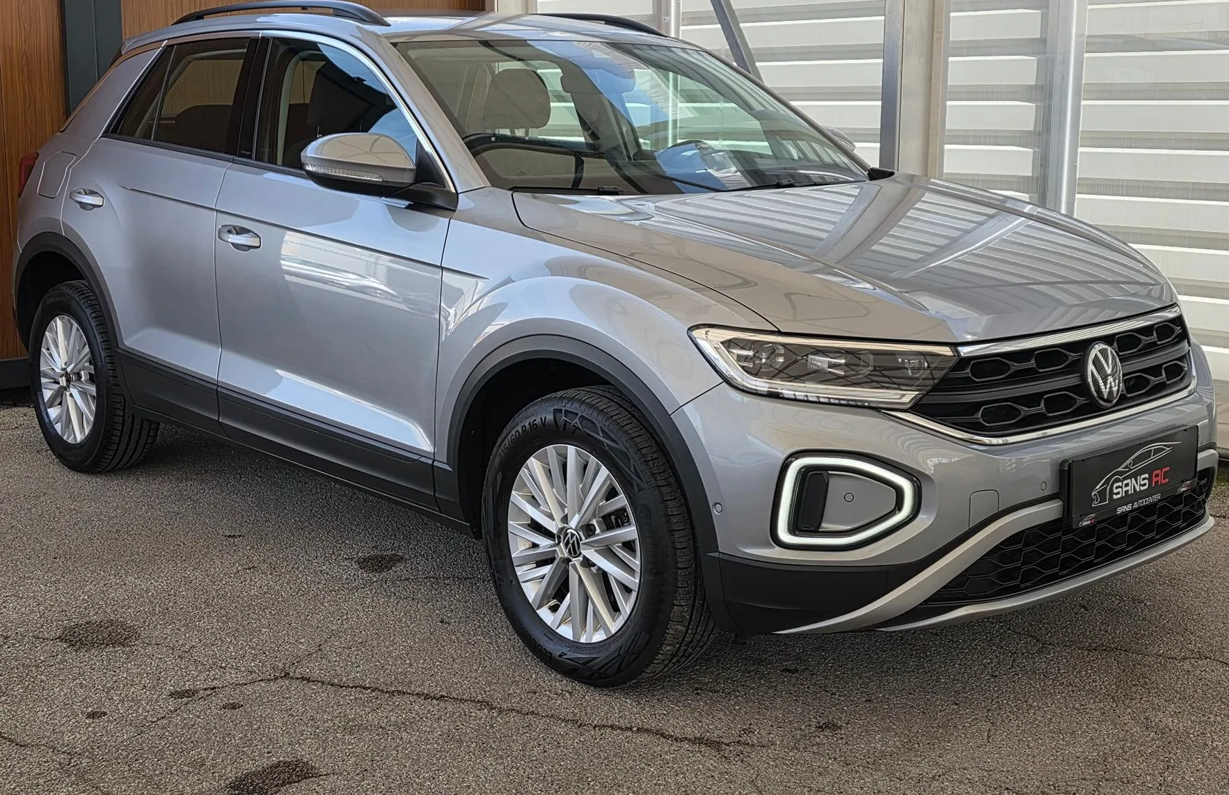 Zunanja slika - VW T-Roc - 2.0 TDI - IQ LED - VIRTUAL - RADAR - KAMERA - 1