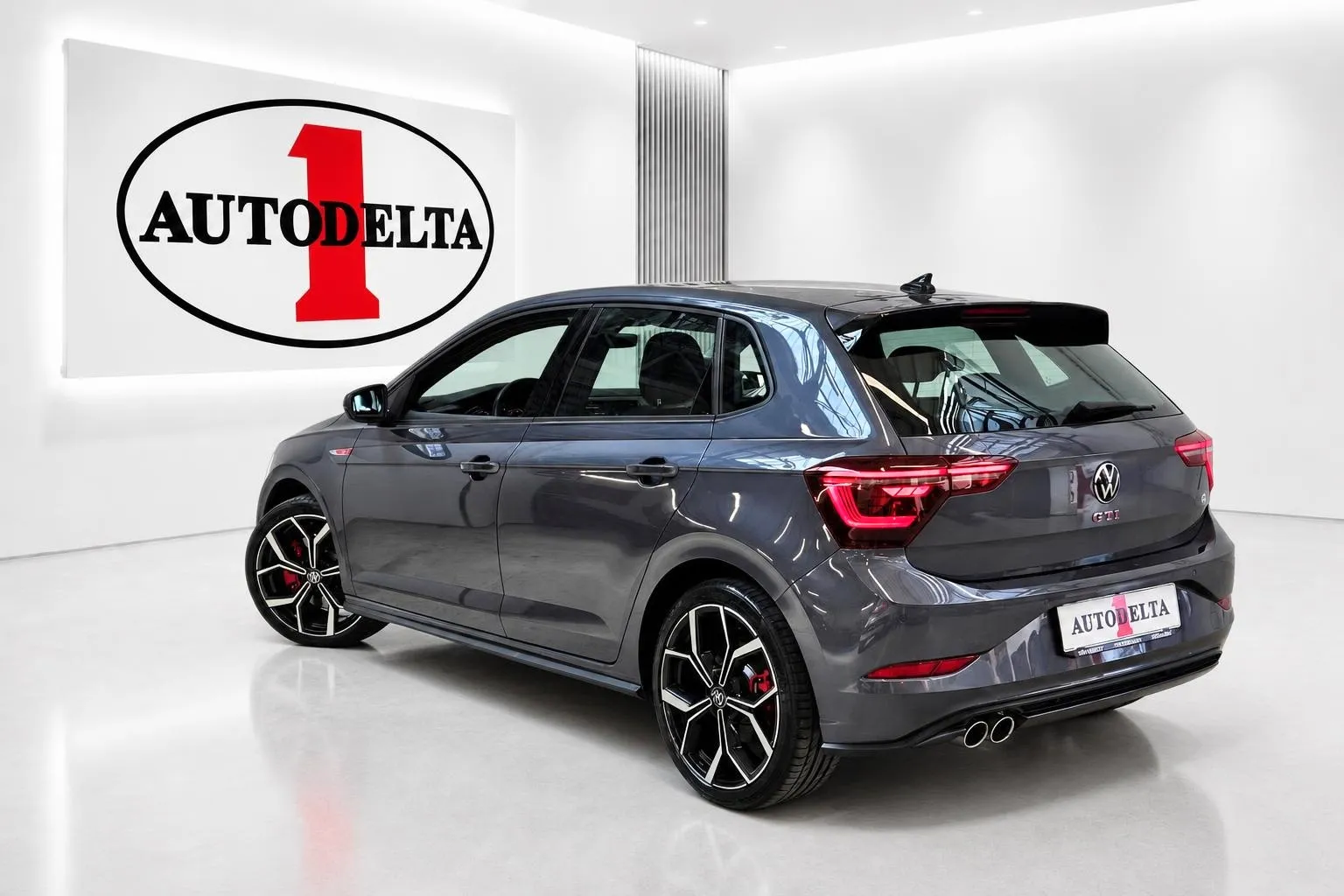 Zunanja slika - Volkswagen Polo - 2.0 TSI GTI DSG - 4