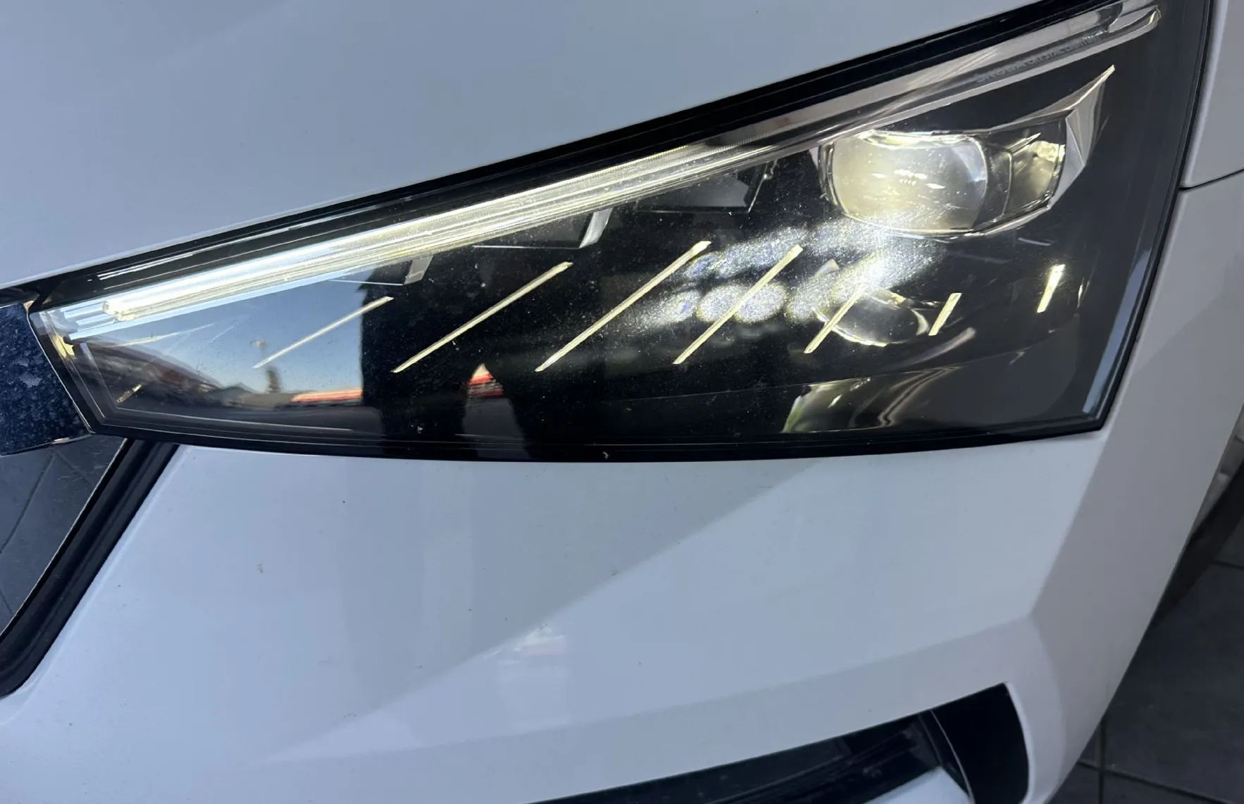 Zunanja slika - Škoda Scala - 1.5 TSI ACT. 110kW.SLOVENSKI.SAMO 91.000 KM.VSI SE - 14