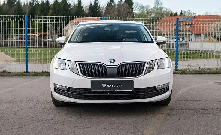 Zunanja slika - Škoda Octavia - Combi 2.0 TDI Ambition - 2