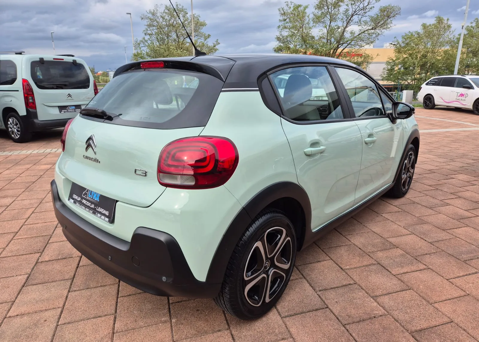 Zunanja slika - Citroën C3 - 1.2-HITRI KREDIT,LEAISNG BREZ POLOGA-JAMSTVO - 6