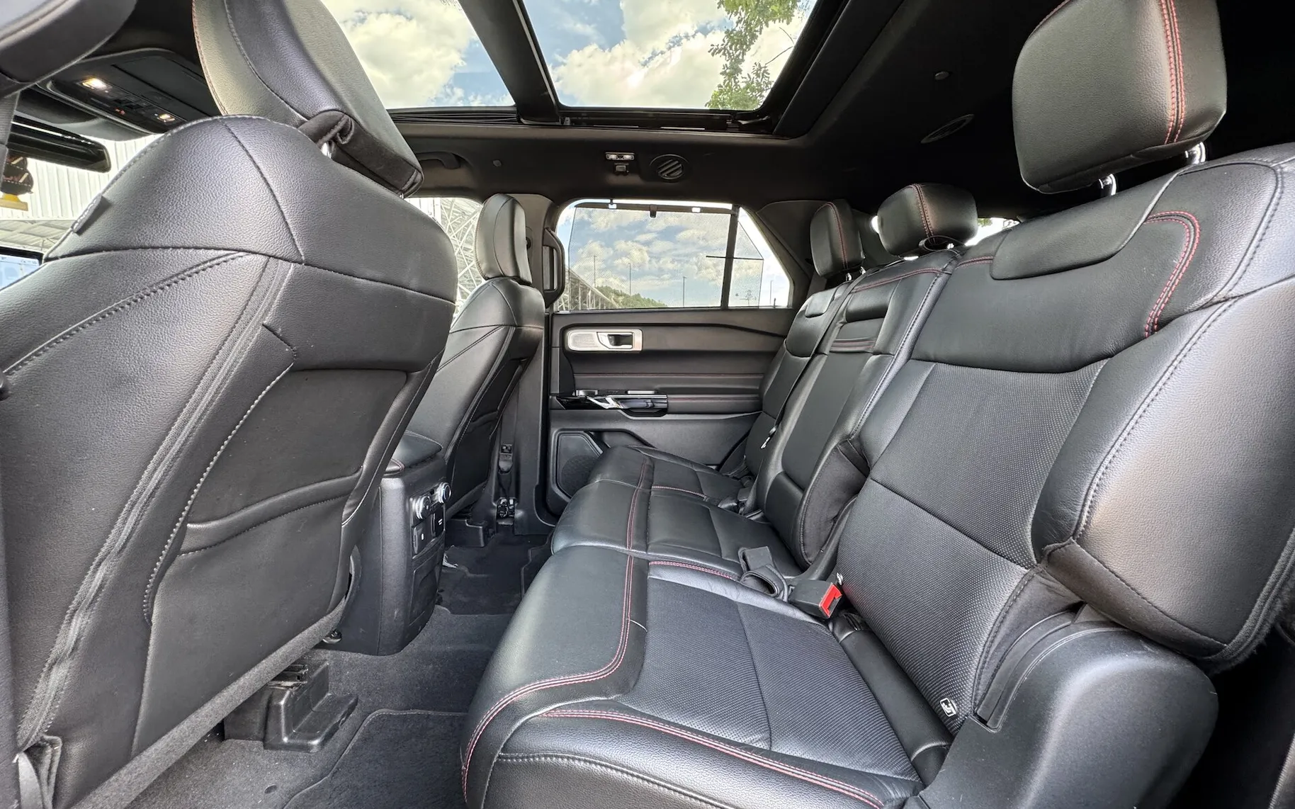 Zunanja slika - Ford Explorer - AWD 3.0 EcoBoost PHEV ST-Line Avt. SLO-HIFI-PANO - 9