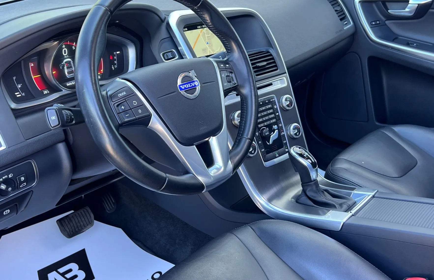 Zunanja slika - Volvo XC60 - T5 Summum Geartronic+1.LAST+NAVI+XENON - 12