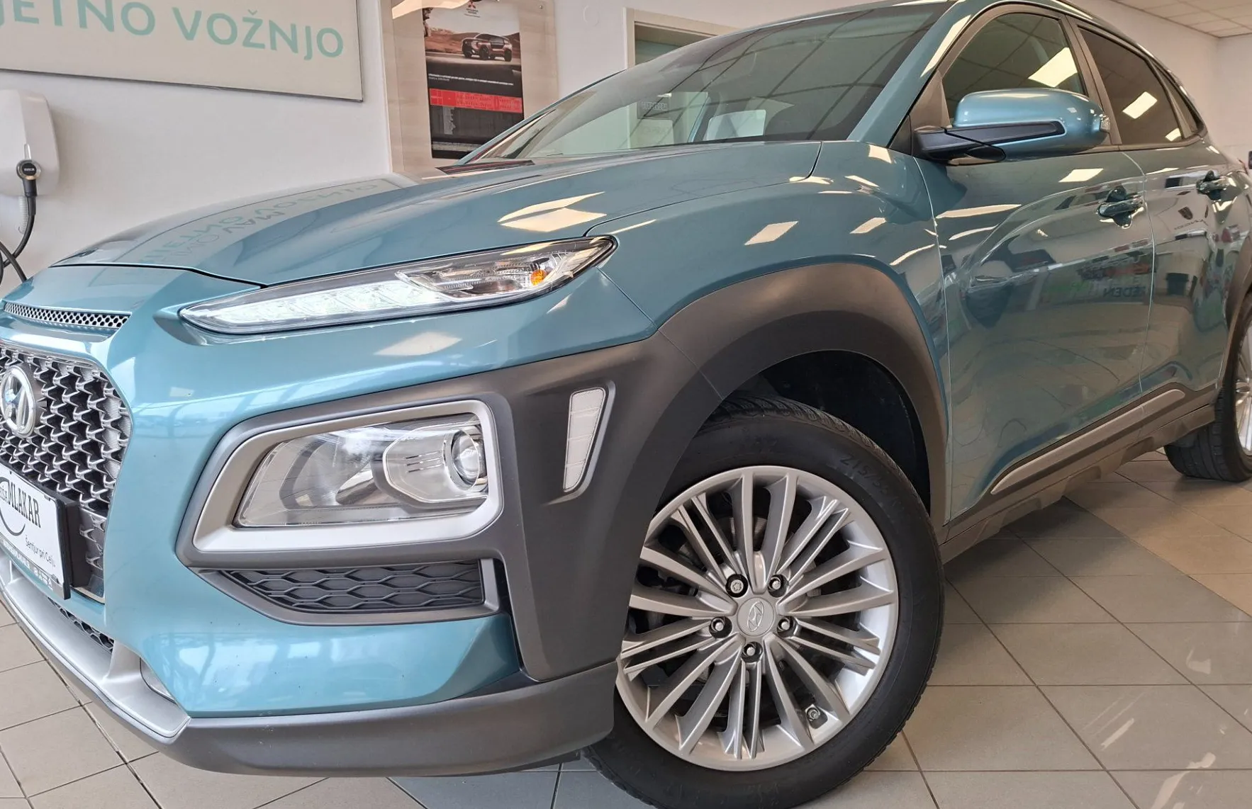 Zunanja slika - Hyundai Kona - 1.0 T-GDI 120 Impression-LED-NAVI-KAMERA-HEAD UP - 2