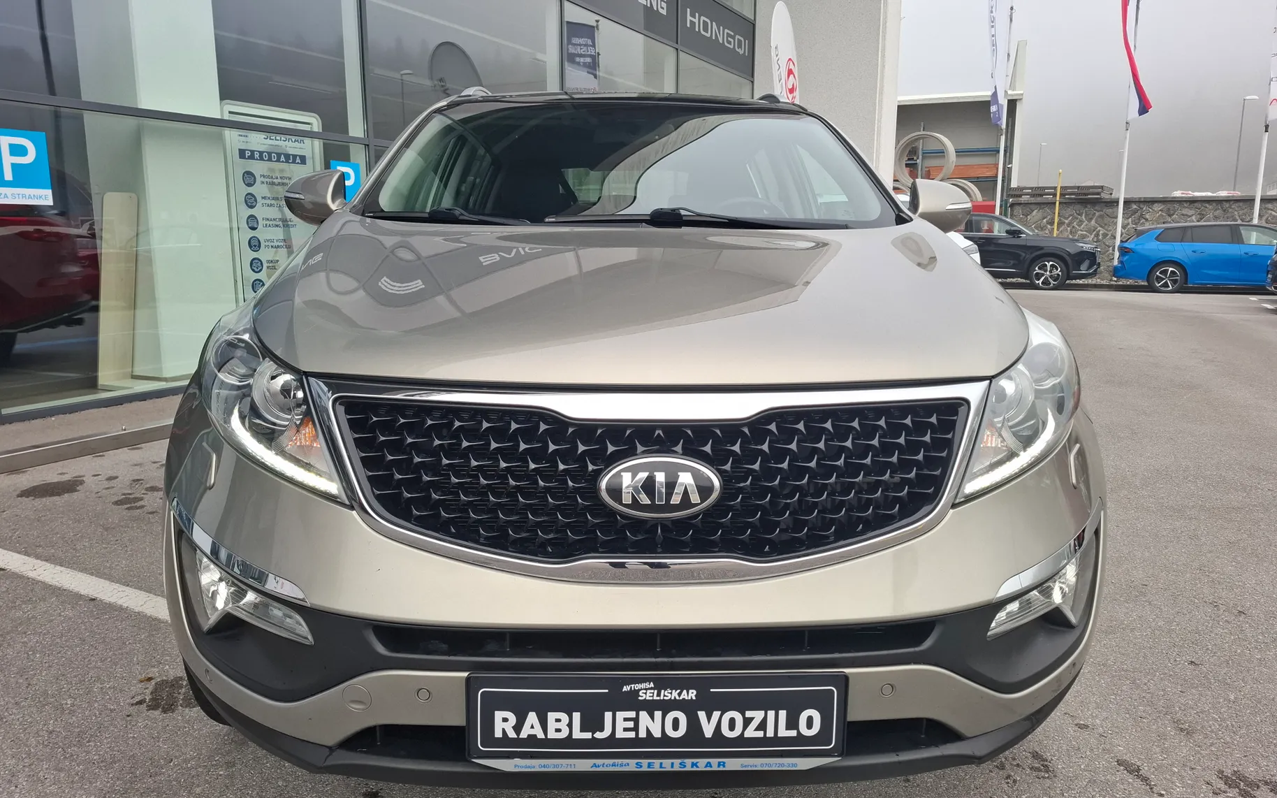 Zunanja slika - KIA Sportage - 2WD 1.7 TD - SLOVENSKI + ZNANA ZGODOVINA + KLJUKA - 2