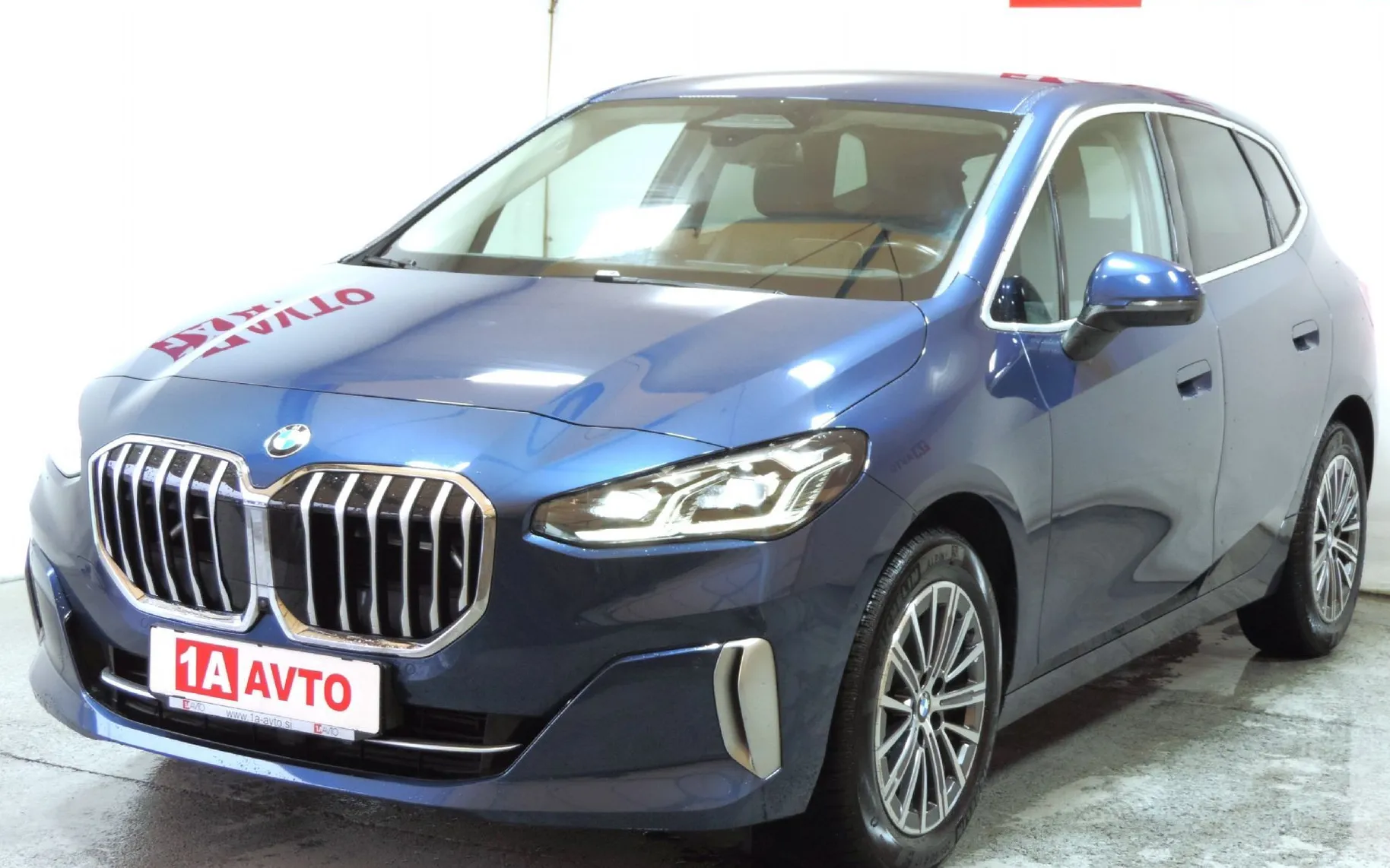 Zunanja slika - BMW Serija 2 - Active Tourer: 220i Active Tourer Luxury Avt. 360 KAMERE - 1