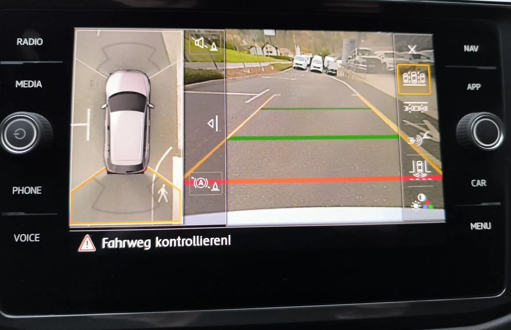 Zunanja slika - Volkswagen Tiguan - 2.0 TSI 4M DSG COMFORTLINE 190 PS-1.LAST.-VIRTUAL - 18