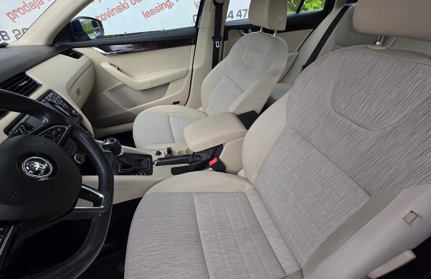 Zunanja slika - Škoda Octavia - COMBI 1.6 TDI STYLE DSG ALU PLATIŠČA-1.LASTNIK-SLO - 12