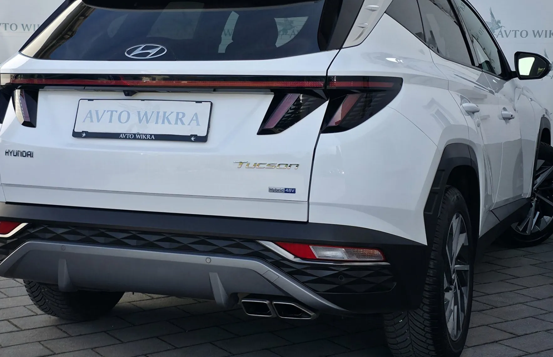 Zunanja slika - Hyundai Tucson - 1.6CRDI DCT Premium BI-LED•BLIS•GRETJE•KEYLES•18C• - 4