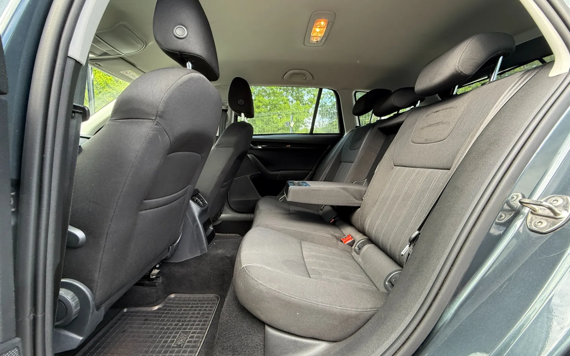 Zunanja slika - Škoda Octavia - 2.0 TDI 110KW Avt - 12