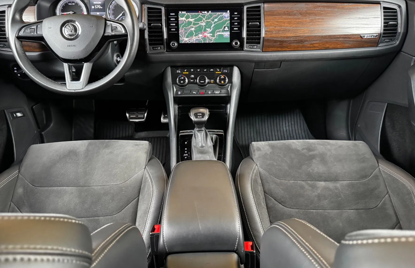 Zunanja slika - Škoda Kodiaq - 2.0 TDI Scout 4x4 AUT. GRETJE VOLANA-KLJUKA-MEMO.. - 14
