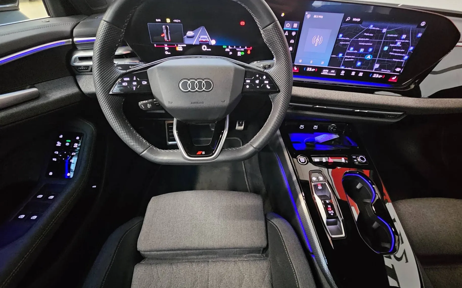 Notranja slika - Audi A5 - TFSI S tronic S line - 7
