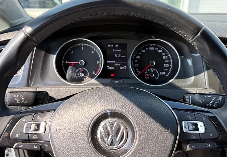 Zunanja slika - Volkswagen Golf - 1.6 TDI 85kW BMT R-Line Edition - 7