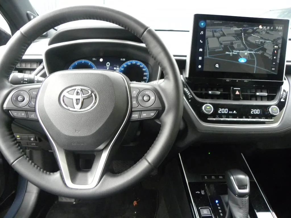 Zunanja slika - Toyota COROLLA CROSS HYBRID - Toyota  2.0 VVT-i Executive Avt. - 10