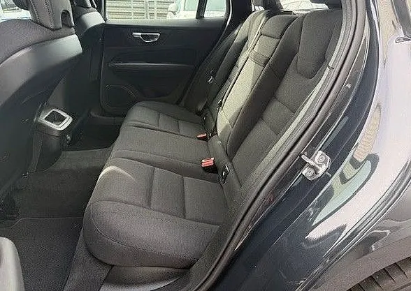 Zunanja slika - Volvo V60 - D3 AUT BLISS Led NAVI servis + olje menjalnik - 13