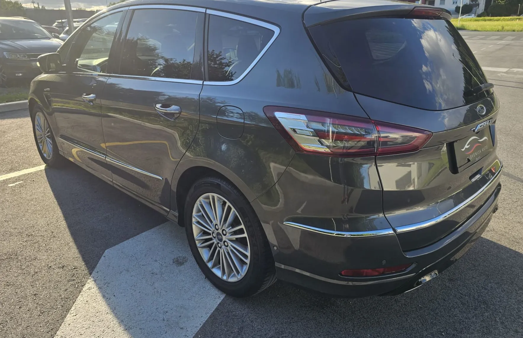 Zunanja slika - Ford S-MAX - 2.0 TDCi 4x4 Vignale AT |HlajenjeUsnja|LED|navi|AC - 6