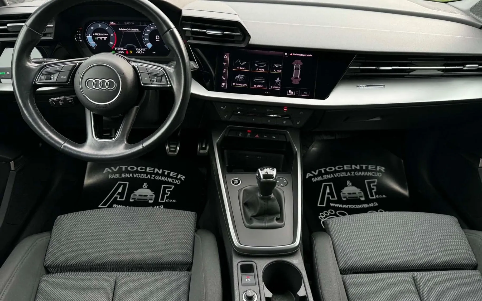 Notranja slika - Audi A3 - 2.0 TDI-S LINE-MATRIX-115.000km-VIRTUAL-LANE ASIST - 10