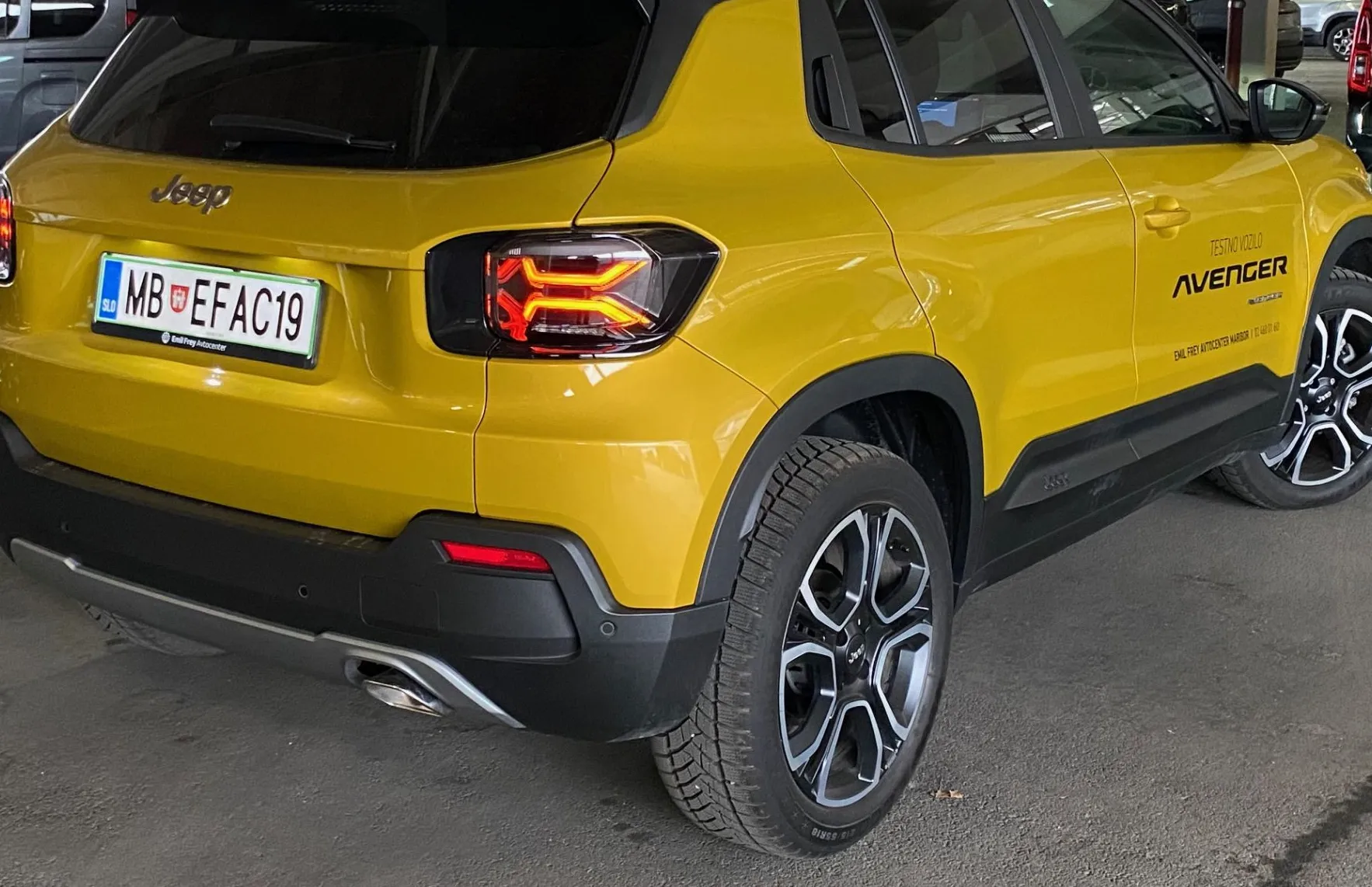 Zunanja slika - Jeep Avenger - 1.2 E-DCT MHEV 100 altitude TESTNO VOZILO - 4